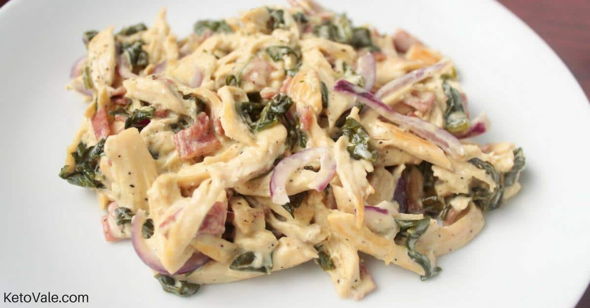 Creamy Shredded Chicken with Spinach and Bacon Recipe | Keto Vale