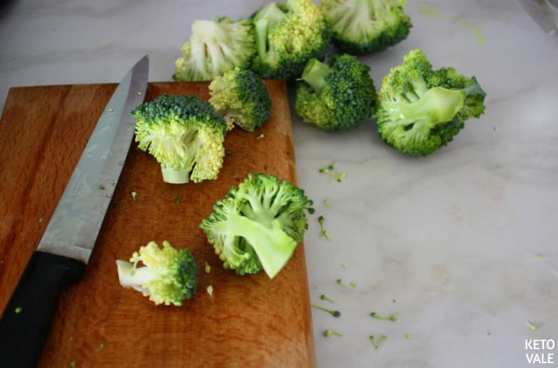 chop broccoli into small size