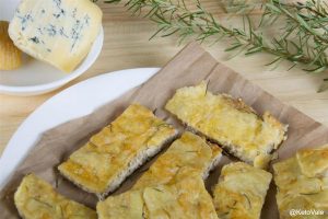 Cheesy Cauliflower Breadsticks Recipe