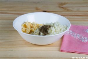 Rice-sized cauliflower pieces
