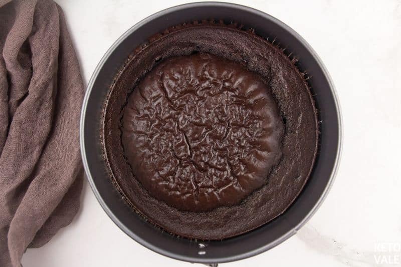 bake brownie crust