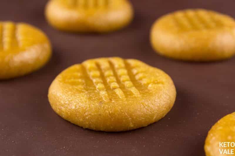 baking peanut butter cookies