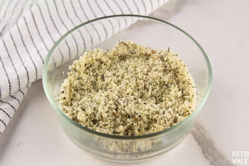 mix almond flour garlic basil