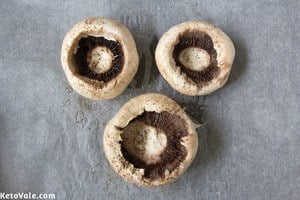 Bake mushroom with olive oil