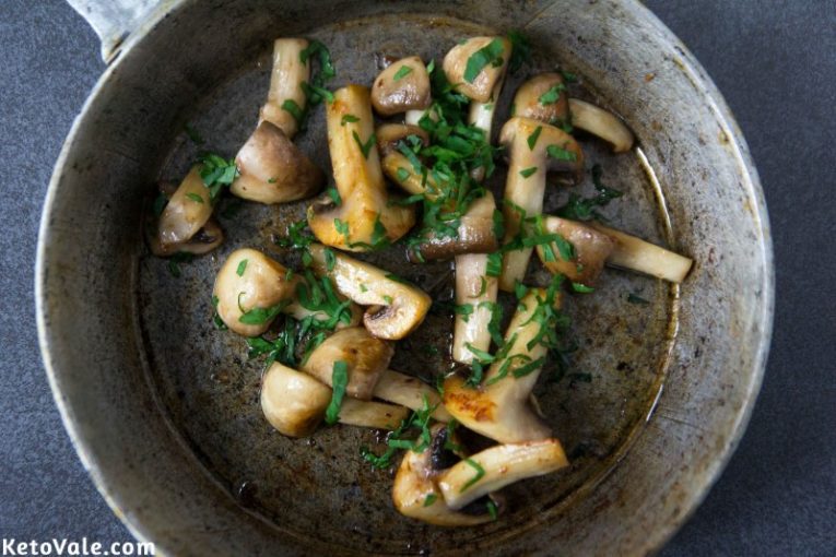 Baked Mackerel Fillets With Butter and Mushroom KetoVale