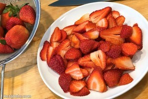 Slicing strawberries