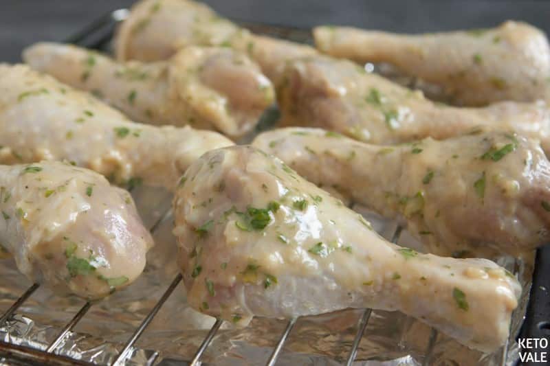 Baking chicken drumsticks