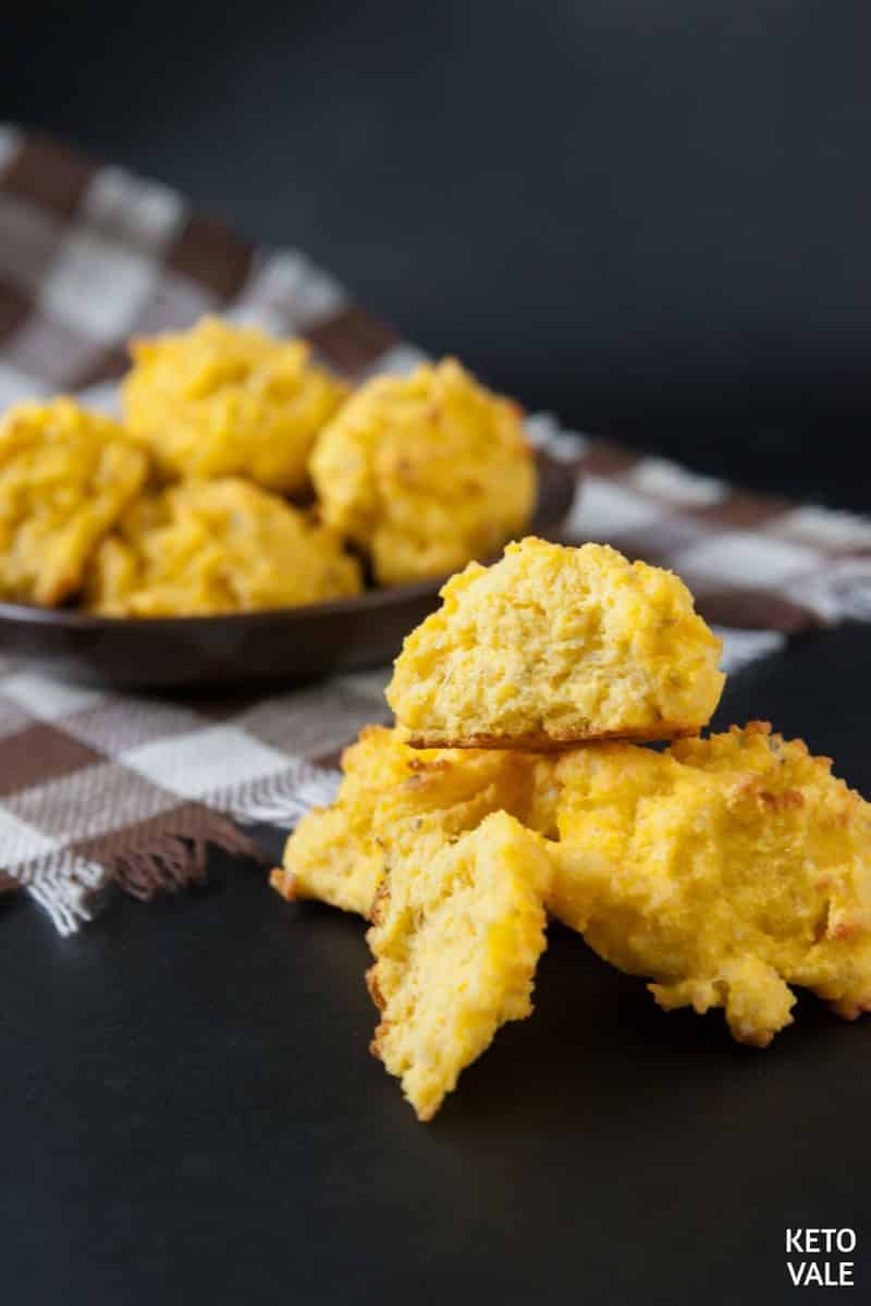 keto coconut flour biscuits