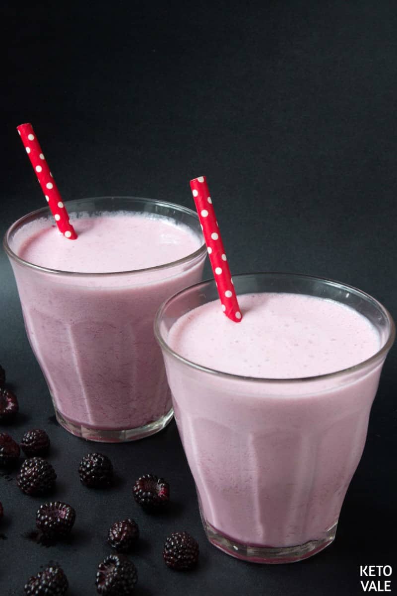 low carb blackberry cheesecake smoothie