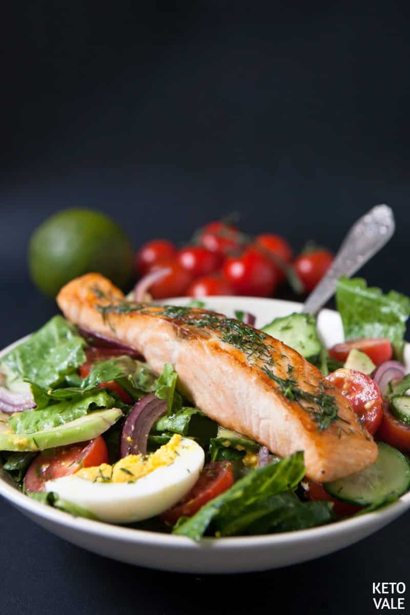 salmon egg avocado salad