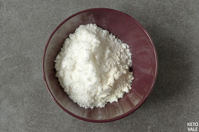 mix coconut flour xanthan gum collagen