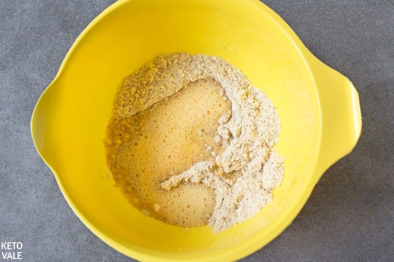 combine egg parmesan almond flour