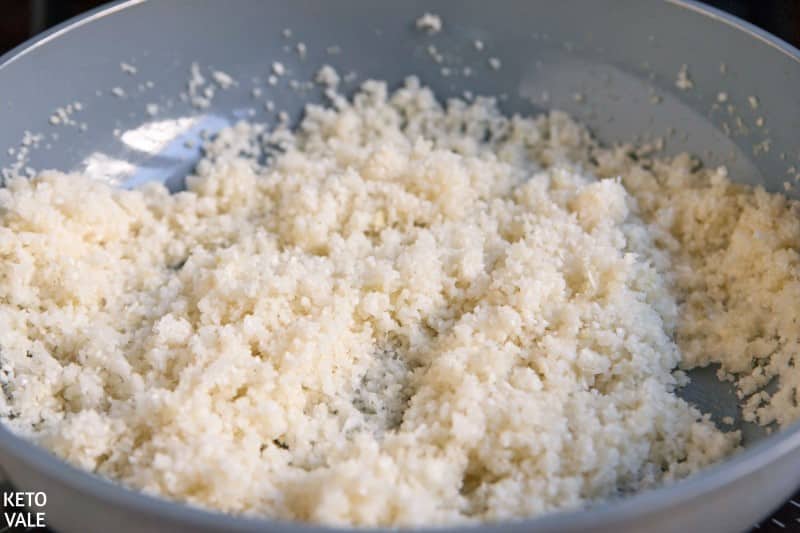fry cauliflower with ginger garlic