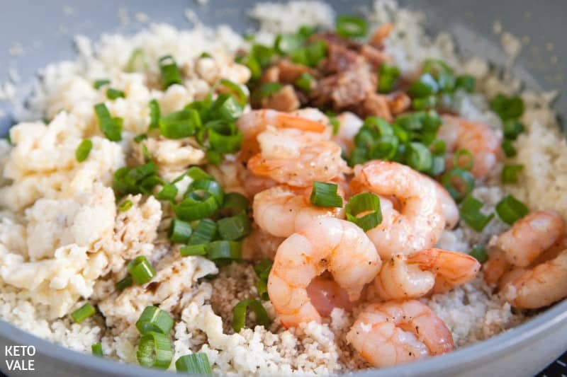 stir shrimp with bacon egg cauliflower