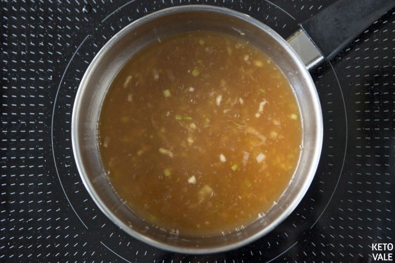 mix coconut aminos erythritol hot sauce