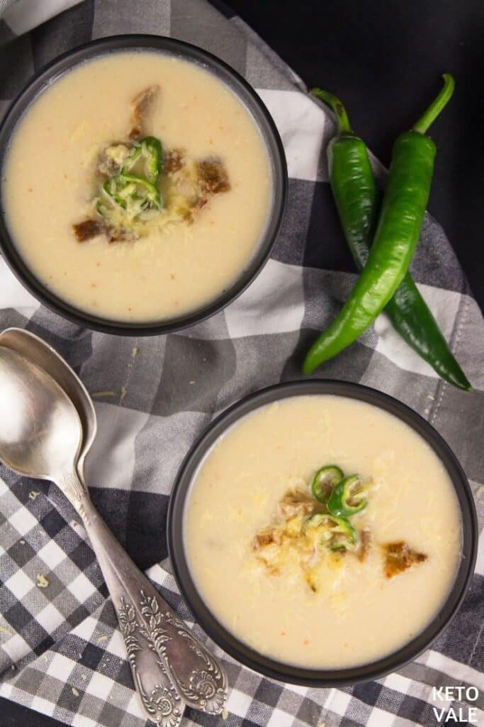 slow cooker cauliflower cheese soup