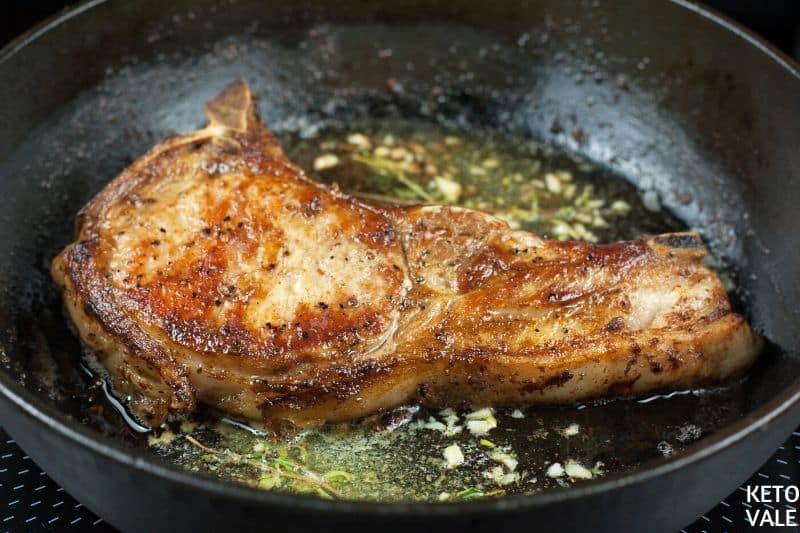 pan searing pork chop