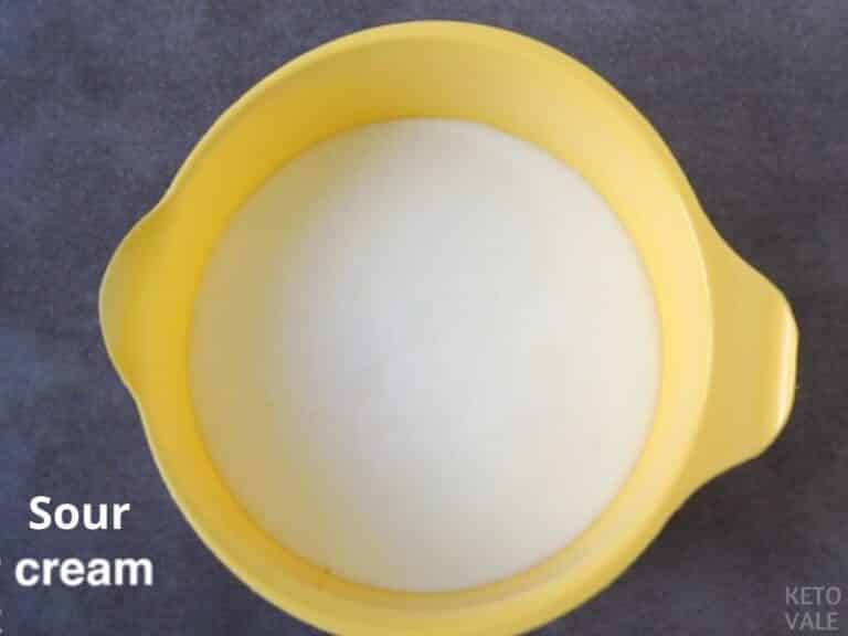 Sour Cream Carbs, Nutrition, Substitutes, and Keto Recipes KetoVale