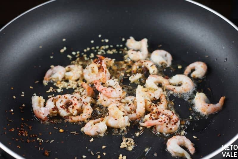 fry shrimp with chili garlic