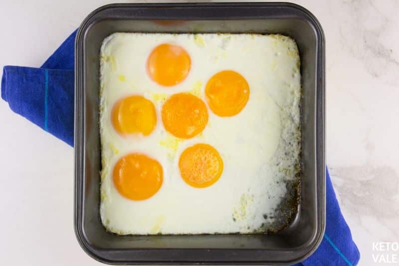 how long to bake eggs