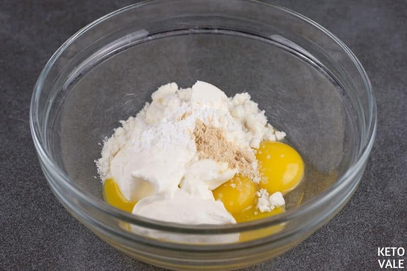 beat egg yolks baking powder collagen