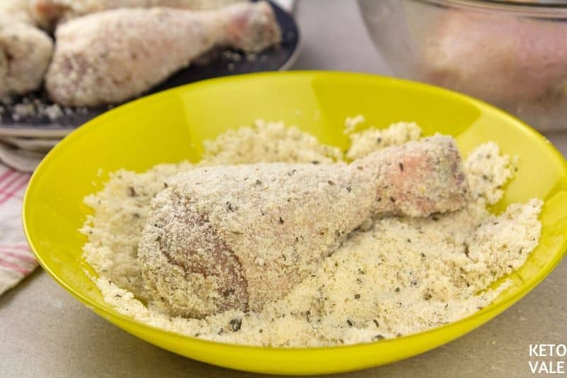 coat drumsticks with breadcrumbs