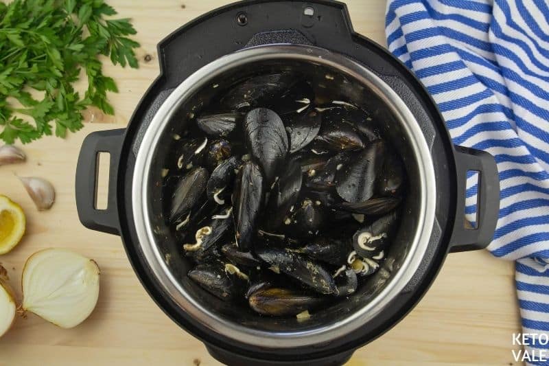 cook mussels in instant pot