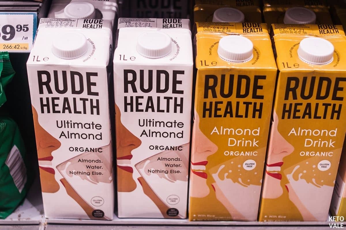 Net Carbs in Almond Milk: Which Type Is Keto Friendly? | KetoVale